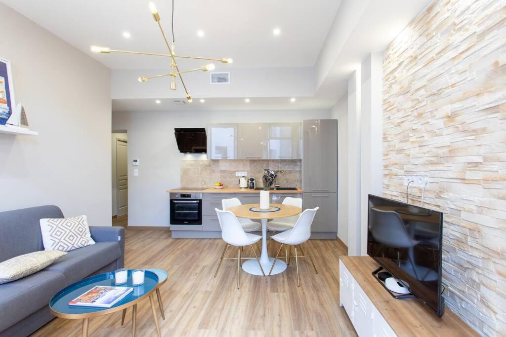 L19 1Bdr Massena Central 2Mins Sea/Promenadeac/Balcony 니스 외부 사진
